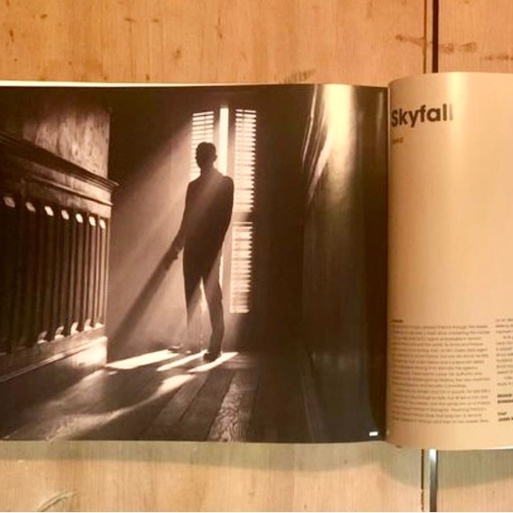 The James Bond Archives Book - Picture 3 of 4